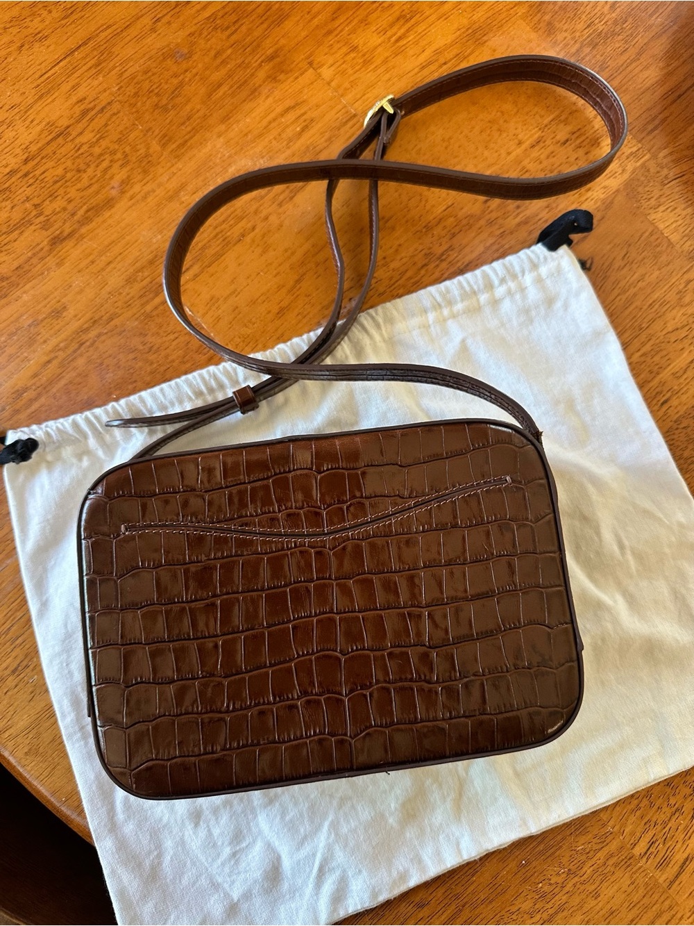 Cuyana Camera Croc-Embossed Leather Crossbody Bag